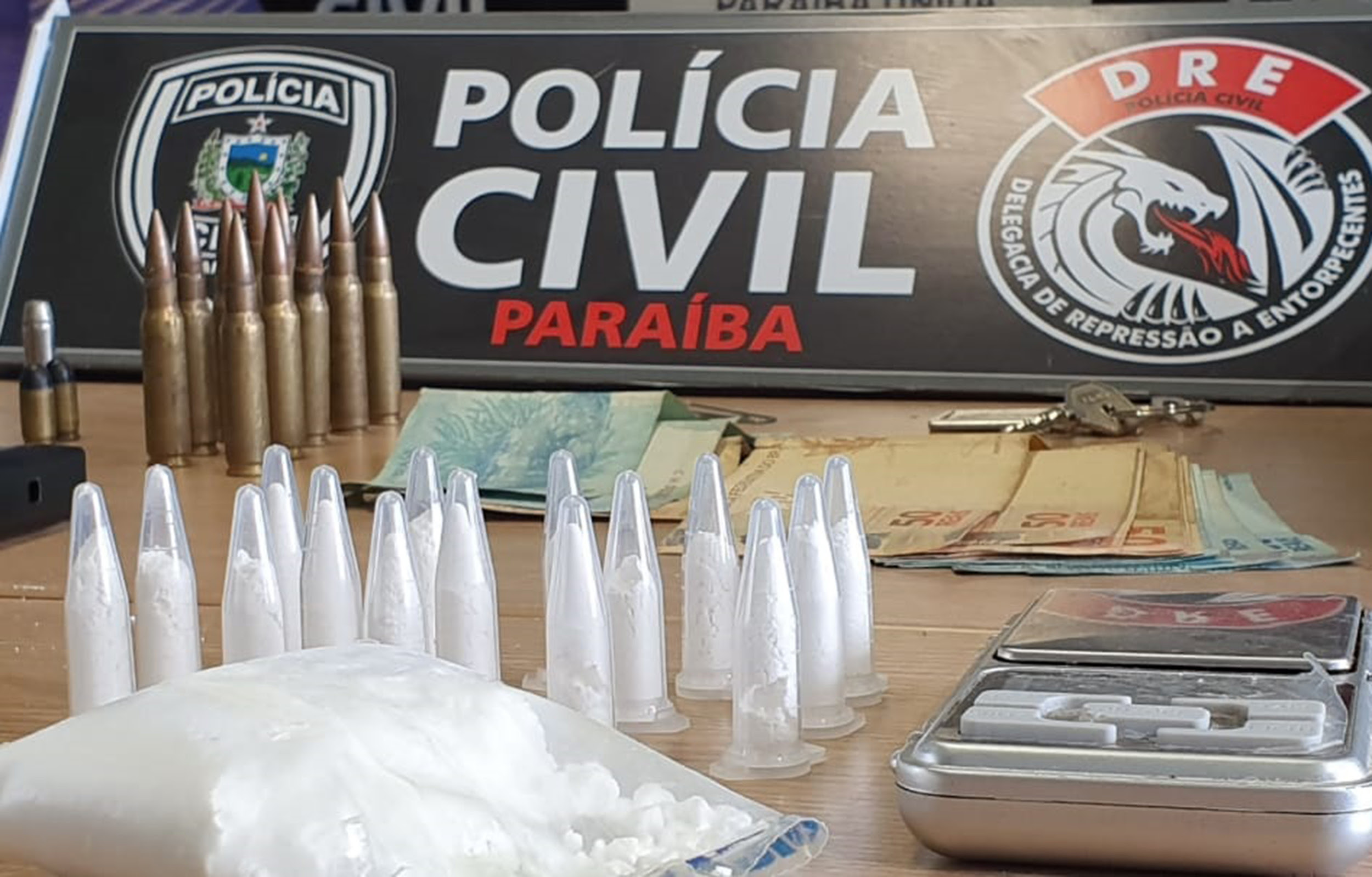 Polícia prende três suspeitos de tráfico de drogas em João Pessoa