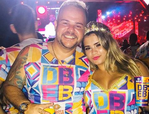 Suspeito de matar esposa envia mensagem à sogra no velório: ‘Não sei o que fazer da minha vida’