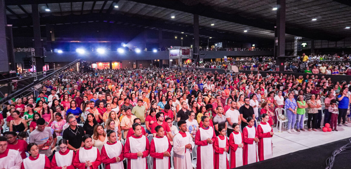 Vice-governador prestigia encerramento do Crescer, em Campina Grande